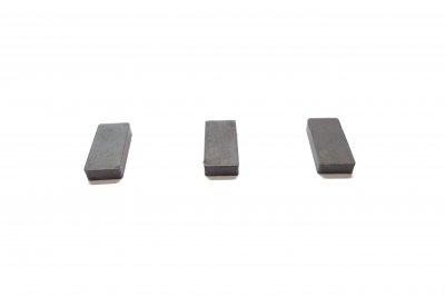 Magnet