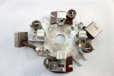 Borstplatta, Startmotor