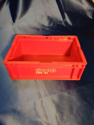 Plastlåda SAAB